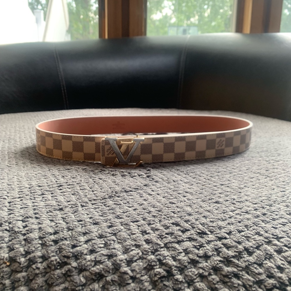 BRAND NEW LOUIS VUITTON BELT